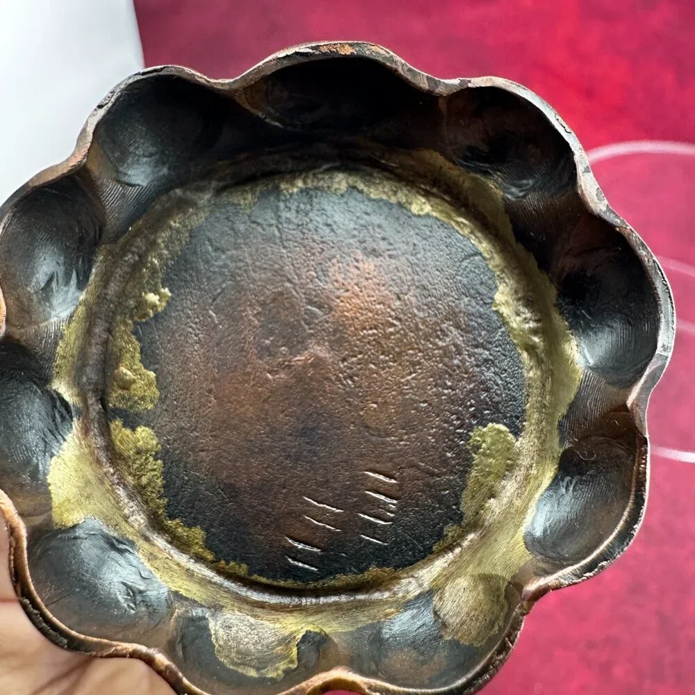 VINTAGE BRONZE VASE, TEXTURED SURFACE AND STYLIZED HANDLES - Picture 9 of 9